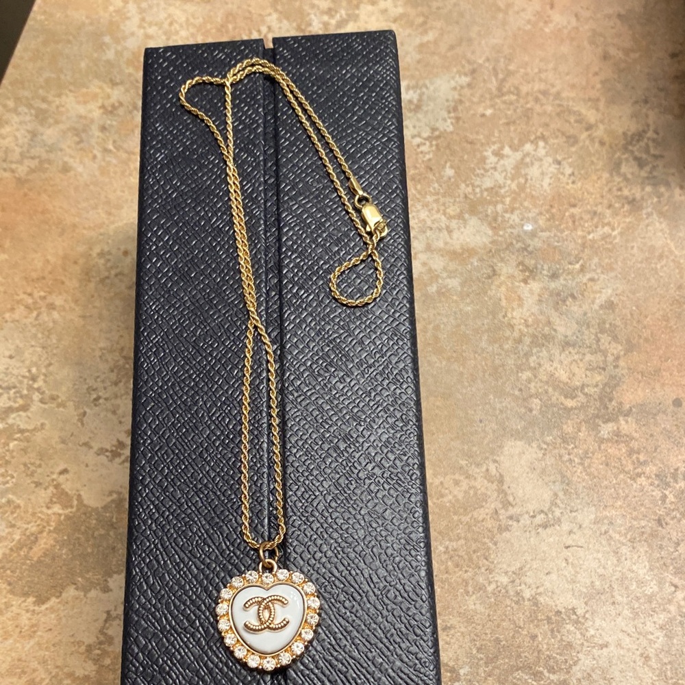 CHANEL Gold Heart Necklace with Crystal Details